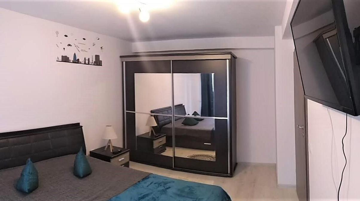 Casa Unchiu' Apartment Brasov Bagian luar foto