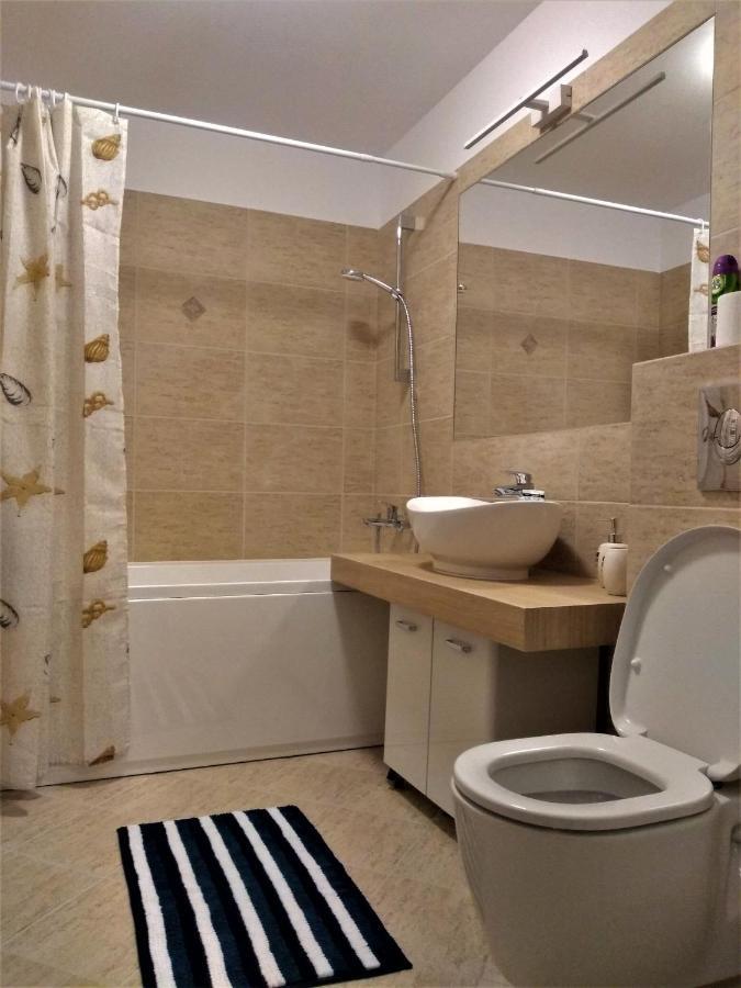 Casa Unchiu' Apartment Brasov Bagian luar foto